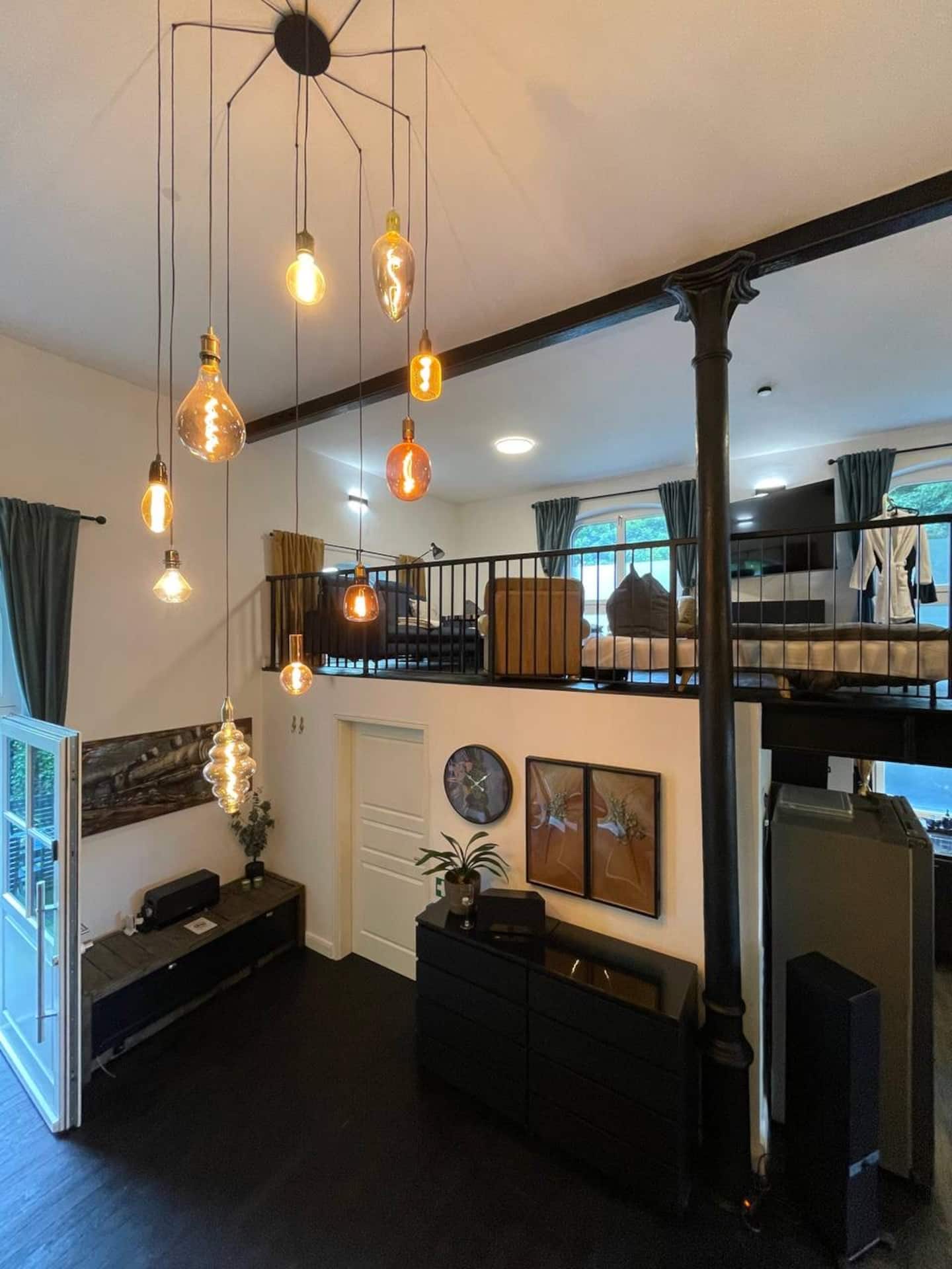 Wohnzimmer Bild 16
